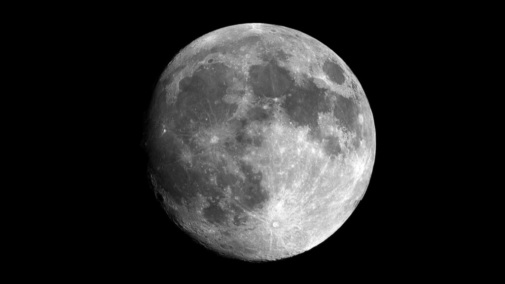 La Lune. // Source : Pexels (photo recadrée et modifiée) La Lune. // Source : Pexels (photo recadrée et modifiée)