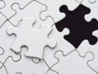 Pièces de puzzle. // Source : Pixabay (photo recadrée)
