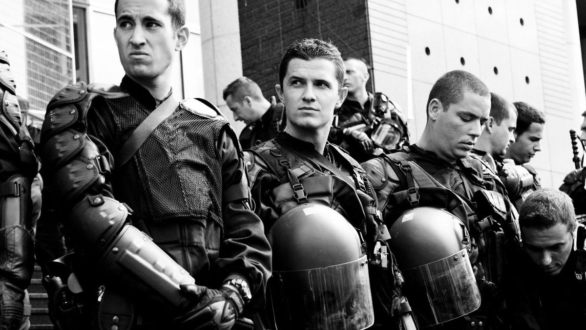 Des forces de l'ordre en opération. // Source : Philippe Leroyer Des forces de l'ordre en opération. // Source : Philippe Leroyer