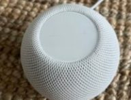 La surface tactile du HomePod mini // Source : Maxime Claudel pour Numerama La surface tactile du HomePod mini // Source : Maxime Claudel pour Numerama
