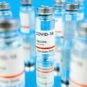 Le vaccin d'AstraZeneca est assez différent de celui de Pfizer et Moderna. Il pourrait un peu plus tard, à la mi-2021. // Source : Pexels Le vaccin d'AstraZeneca est assez différent de celui de Pfizer et Moderna. Il pourrait un peu plus tard, à la mi-2021. // Source : Pexels