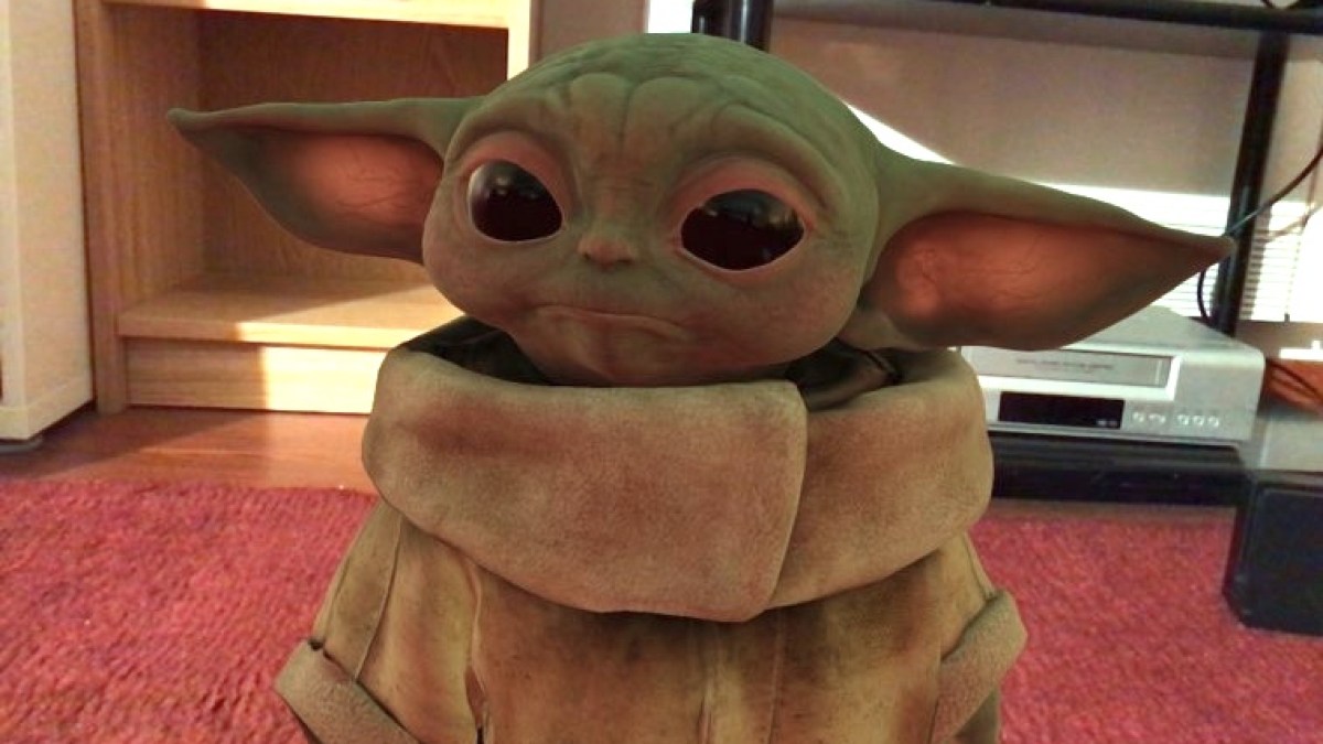 Bébé Yoda chez vous en réalité augmenté, c'est posible // Source : Aurore Gayte pour Numerama Bébé Yoda chez vous en réalité augmenté, c'est posible // Source : Aurore Gayte pour Numerama