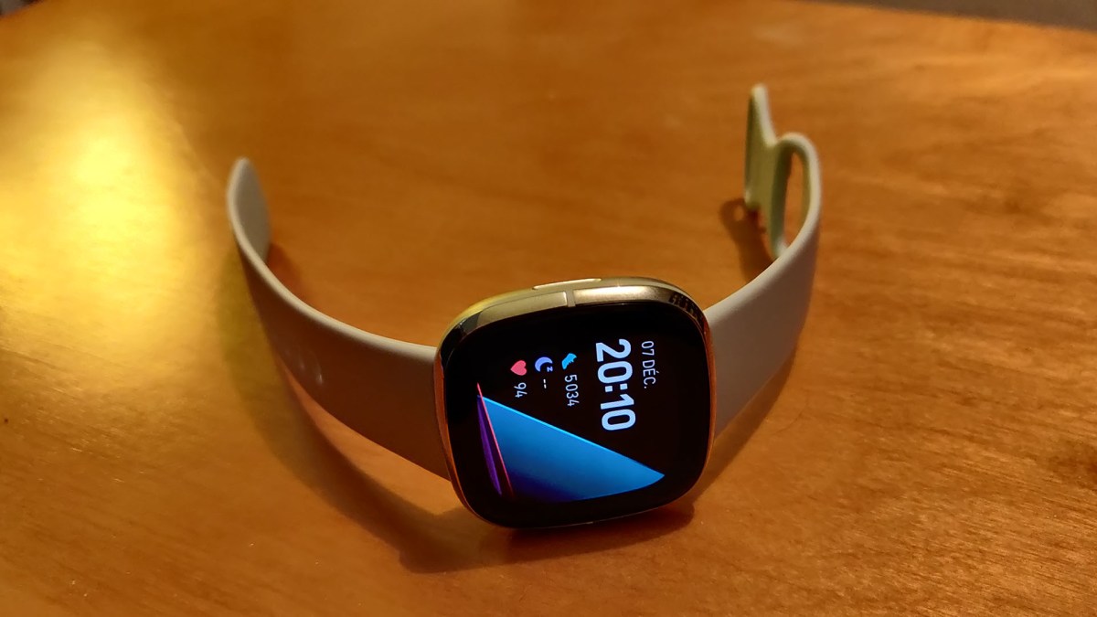 Fitbit Sense // Source : Julien Lausson pour Numerama Fitbit Sense // Source : Julien Lausson pour Numerama