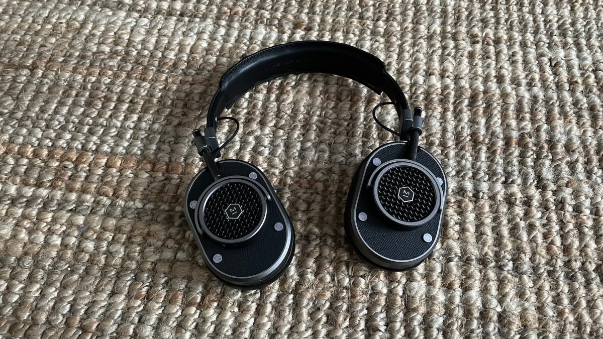 Le casque MH40 sans fil de Master & Dynamic // Source : Maxime Claudel pour Numerama Le casque MH40 sans fil de Master & Dynamic // Source : Maxime Claudel pour Numerama