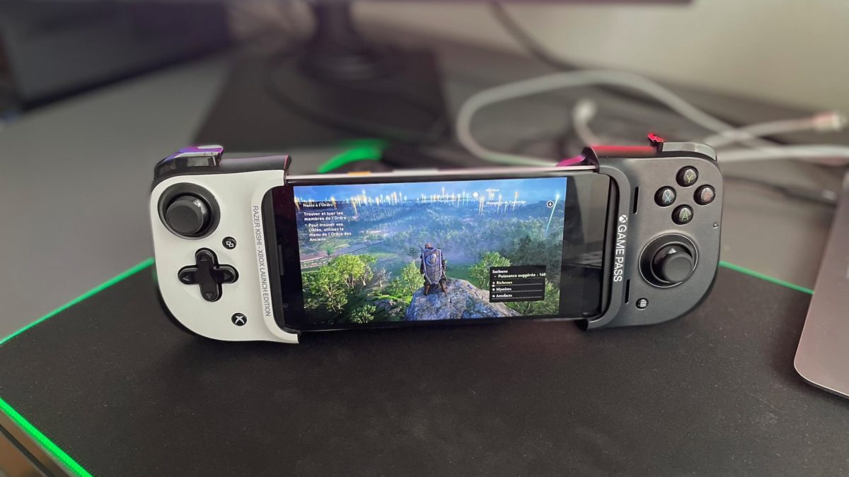 Google Pixel 3a XL avec manette Razer Kishi Xbox // Source : Maxime Claudel pour Numerama Google Pixel 3a XL avec manette Razer Kishi Xbox // Source : Maxime Claudel pour Numerama