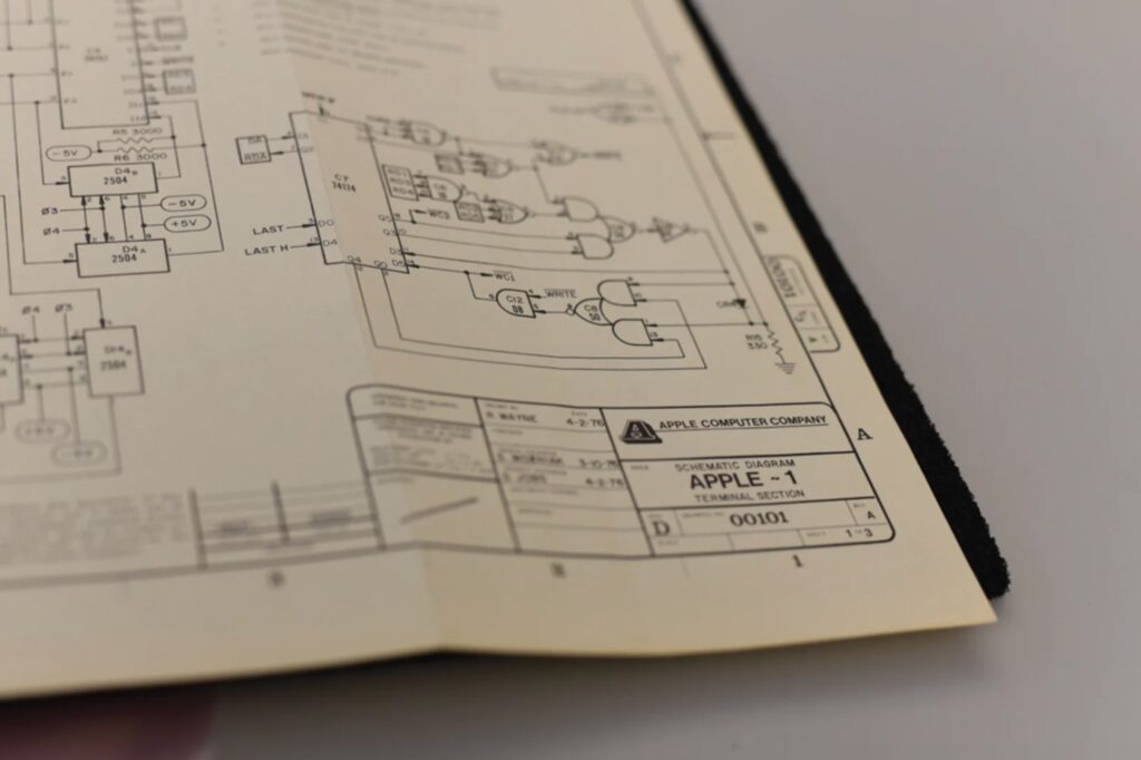 Les plans de l'Apple 1 // Source : RR Auction Les plans de l'Apple 1 // Source : RR Auction
