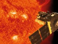 Vue d'artiste de SoHO. // Source : Spacecraft: ESA/ATG medialab; Sun: ESA/NASA SOHO, CC BY-SA 3.0 IGO