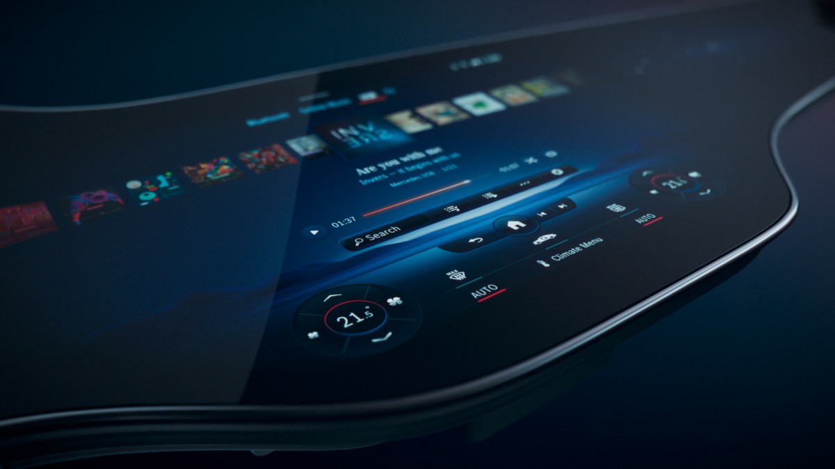 MBUX Hyperscreen de Mercedes // Source : Mercedes MBUX Hyperscreen de Mercedes // Source : Mercedes