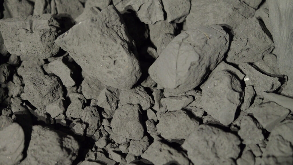 Ce à quoi la surface de Ryugu doit ressembler. // Source : Wikimedia/CC/Kestrel (photo recadrée) Ce à quoi la surface de Ryugu doit ressembler. // Source : Wikimedia/CC/Kestrel (photo recadrée)