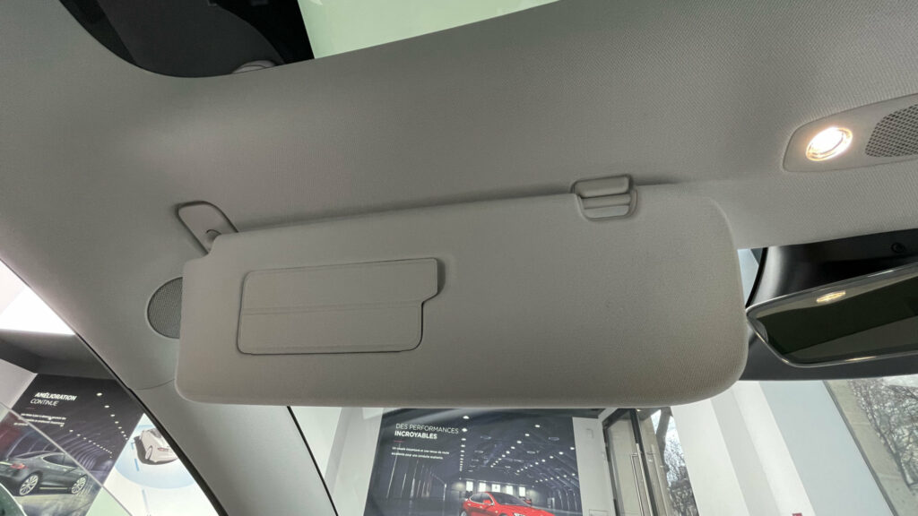 Les améliorations de la Tesla Model 3 fin 2020 // Source : Julien Cadot pour Numerama Les améliorations de la Tesla Model 3 fin 2020 // Source : Julien Cadot pour Numerama