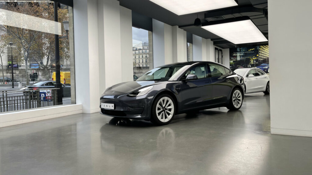 Les améliorations de la Tesla Model 3 fin 2020 // Source : Julien Cadot pour Numerama Les améliorations de la Tesla Model 3 fin 2020 // Source : Julien Cadot pour Numerama