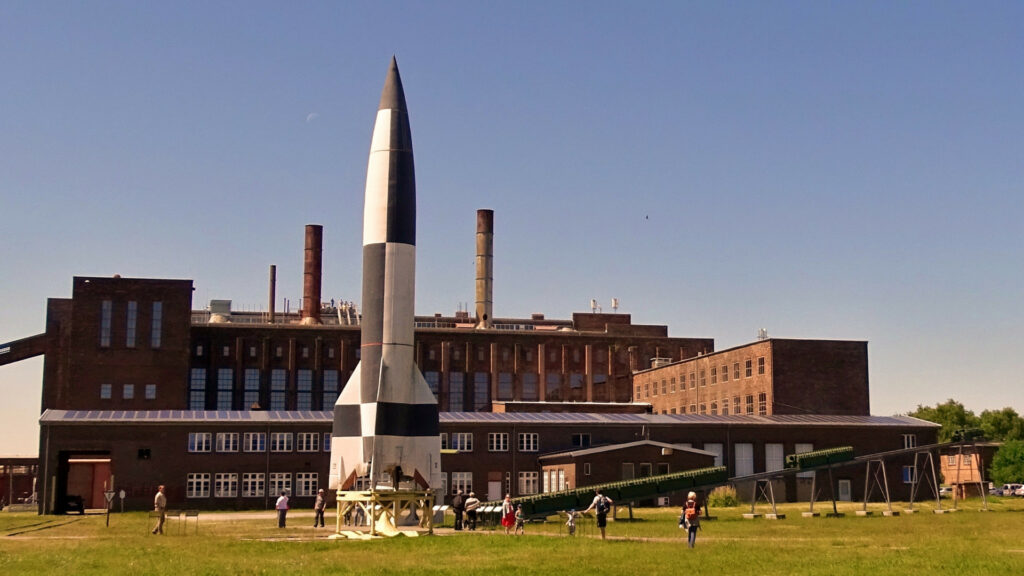 Missile balistique V2. // Source : Pxhere/CC0 Domaine public Missile balistique V2. // Source : Pxhere/CC0 Domaine public