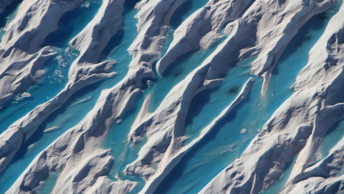 Groenland. // Source : Nasa via Flickr (photo recadrée) Groenland. // Source : Nasa via Flickr (photo recadrée)