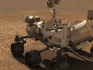 Représentation de Perseverance sur Mars. // Source : CNES/VR2Planets, 2021 (photo recadrée)
