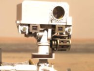 Représentation du rover Perseverance sur Mars. // Source : CNES/VR2Planet, 2021 (photo recadrée)