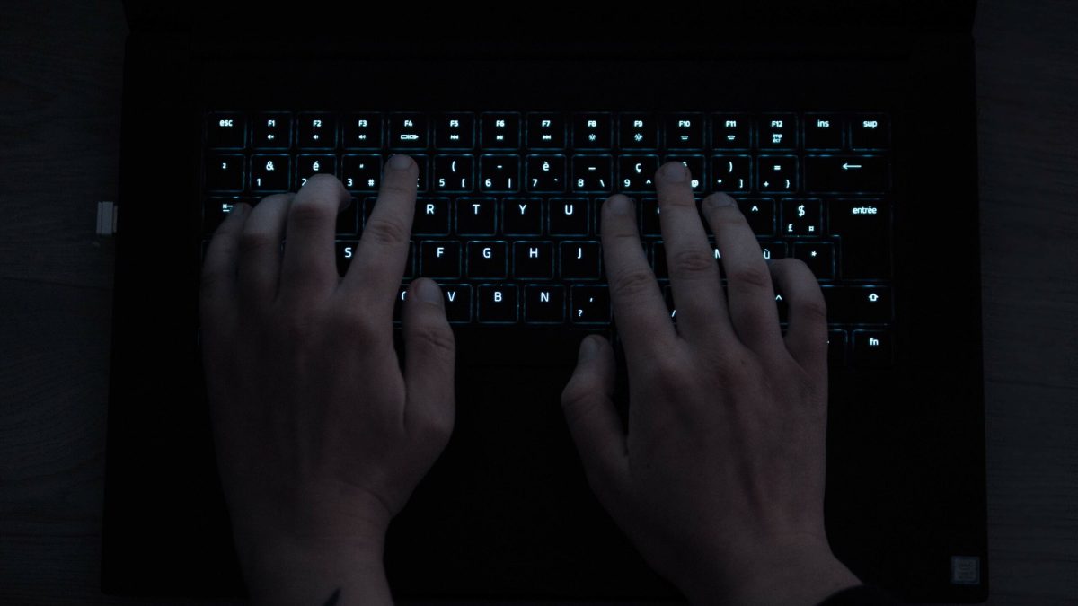 Microsoft Exchange attire plus que jamais les hackers. // Source : Louise Audry pour Numerama. Microsoft Exchange attire plus que jamais les hackers. // Source : Louise Audry pour Numerama.