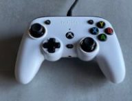 Manette Nacon Pro Compact // Source : Maxime Claudel pour Numerama
