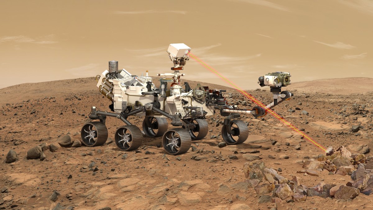 Illustration du rover Perseverance sur Mars, tirant sur la roche avec son laser. // Source : CNES/DUCROS David, 2021 (image recadrée) Illustration du rover Perseverance sur Mars, tirant sur la roche avec son laser. // Source : CNES/DUCROS David, 2021 (image recadrée)