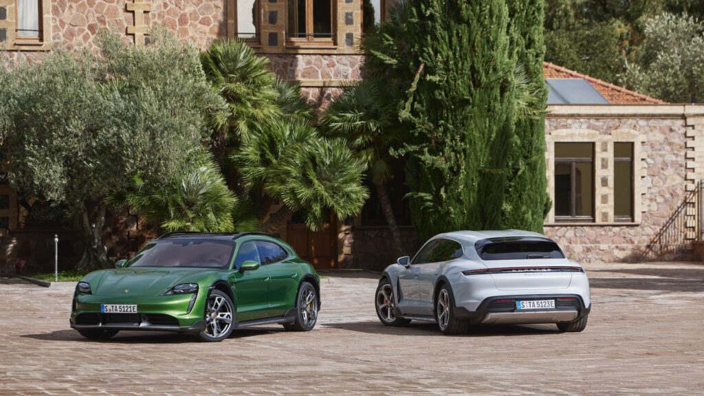 Porsche Taycan Cross Turismo // Source : Porsche