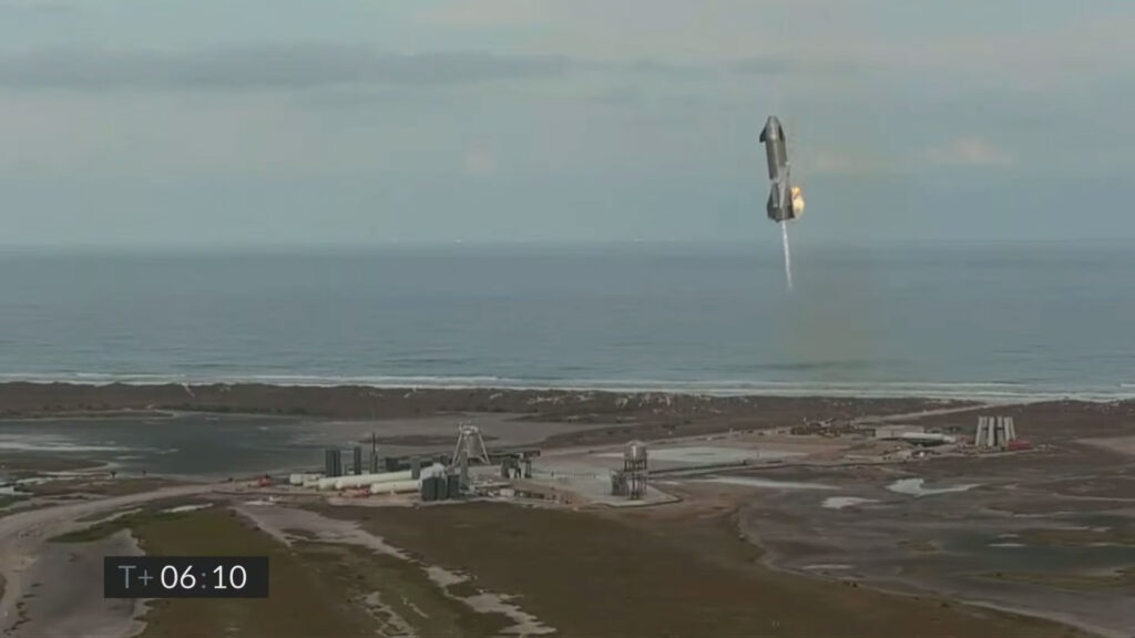 Le vol du Starship SN10 de SpaceX // Source : Capture d'écran Numerama Le vol du Starship SN10 de SpaceX // Source : Capture d'écran Numerama