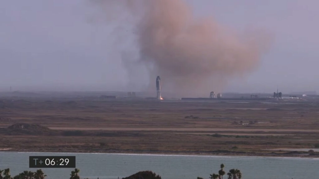 Le vol du Starship SN10 de SpaceX // Source : Capture d'écran Numerama Le vol du Starship SN10 de SpaceX // Source : Capture d'écran Numerama
