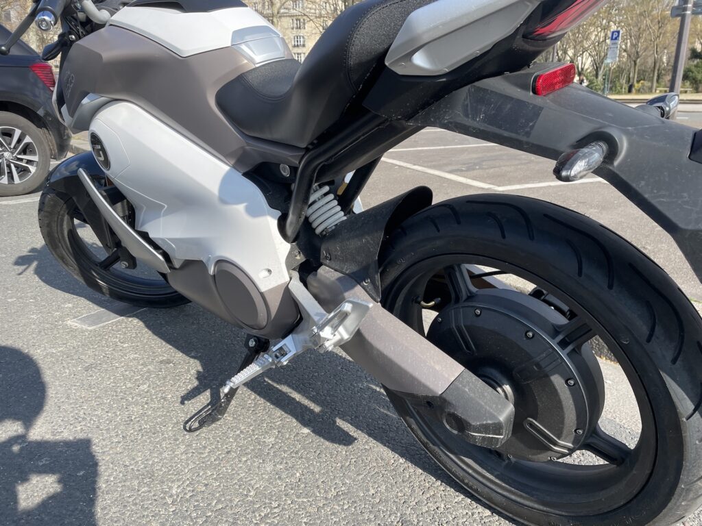 La nouvelle Street Hunter de Super Soco // Source : Numerama La nouvelle Street Hunter de Super Soco // Source : Numerama