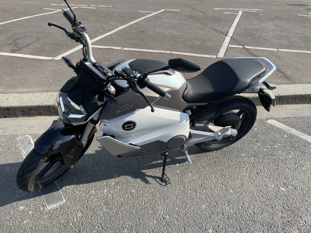 La nouvelle Street Hunter de Super Soco // Source : Numerama La nouvelle Street Hunter de Super Soco // Source : Numerama