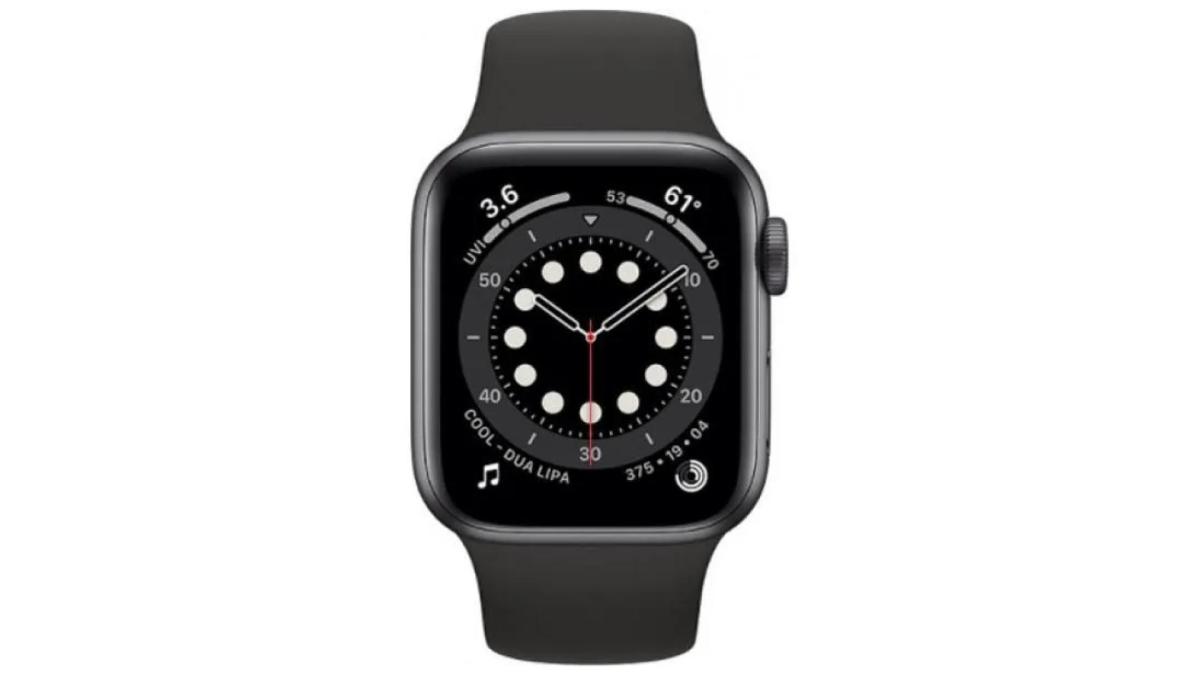 L'Apple Watch Series 6 avec un boîtier de 40 mm et un bracelet sport noir. L'Apple Watch Series 6 avec un boîtier de 40 mm et un bracelet sport noir.