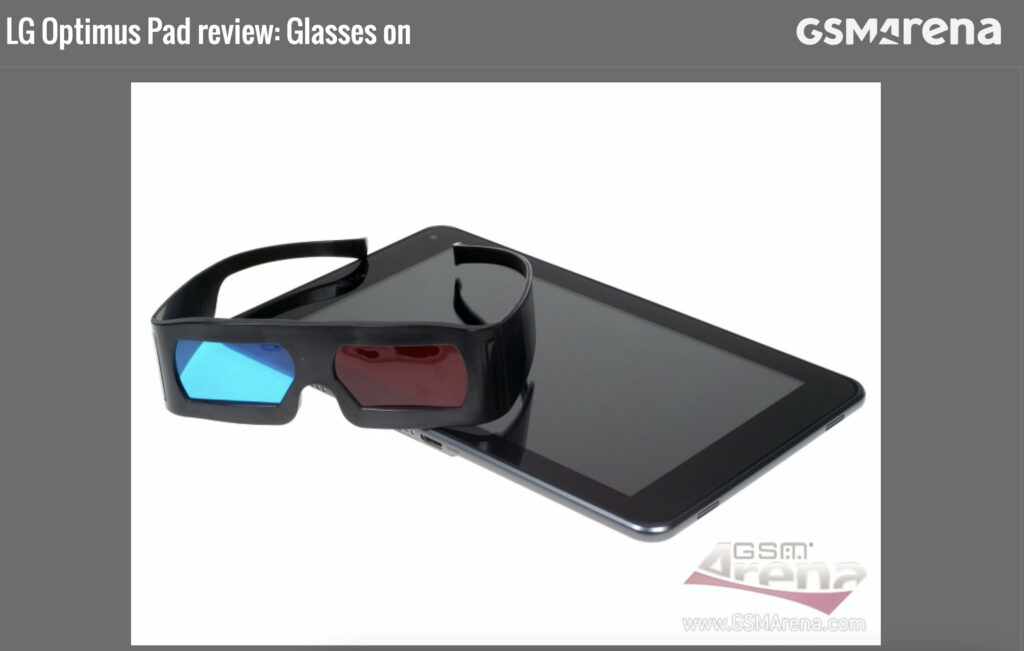 Les lunettes "rouge et bleu" qui étaient fournies avec l'appareil // Source : GSM Arena Les lunettes "rouge et bleu" qui étaient fournies avec l'appareil // Source : GSM Arena