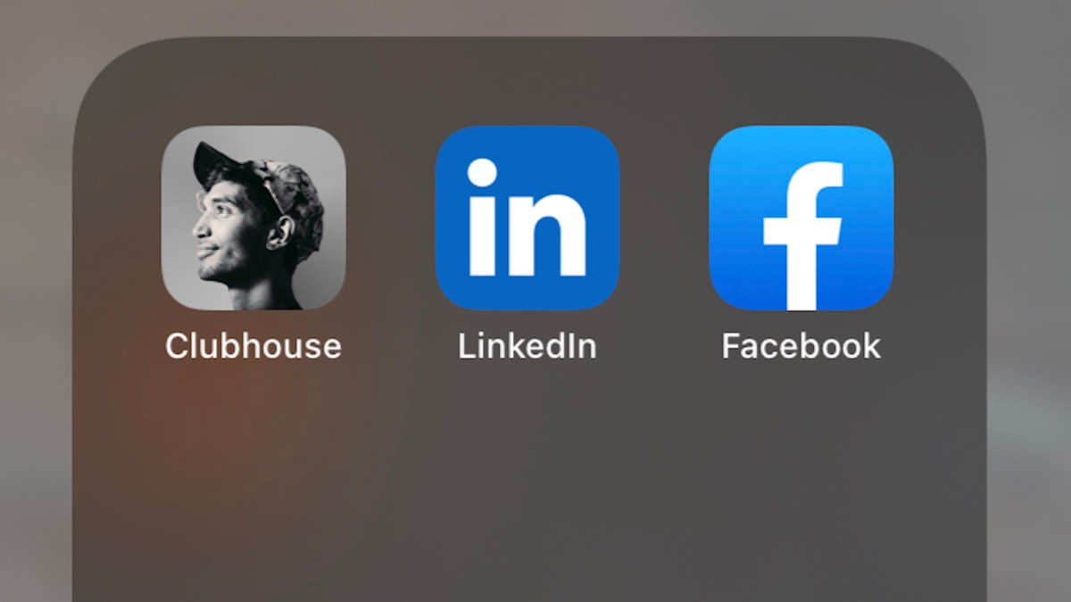 Clubhouse LinkedIn Facebook // Source : Capture d'écran Numerama Clubhouse LinkedIn Facebook // Source : Capture d'écran Numerama