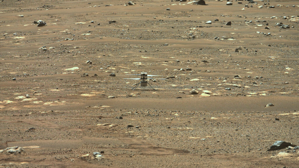 Ingenuity sur Mars. // Source : Flickr/CC/Kevin Gill (photo recadrée) Ingenuity sur Mars. // Source : Flickr/CC/Kevin Gill (photo recadrée)