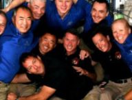 Où va dormir tout ce petit monde dans l'ISS ? // Source : Via Twitter @Astro_Soichi (photo recadrée) Où va dormir tout ce petit monde dans l'ISS ? // Source : Via Twitter @Astro_Soichi (photo recadrée)