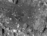 Le site de prélèvement, vu par la sonde le 7 avril 2021. // Source : NASA's Goddard Space Flight Center (photo recadrée) Le site de prélèvement, vu par la sonde le 7 avril 2021. // Source : NASA's Goddard Space Flight Center (photo recadrée)