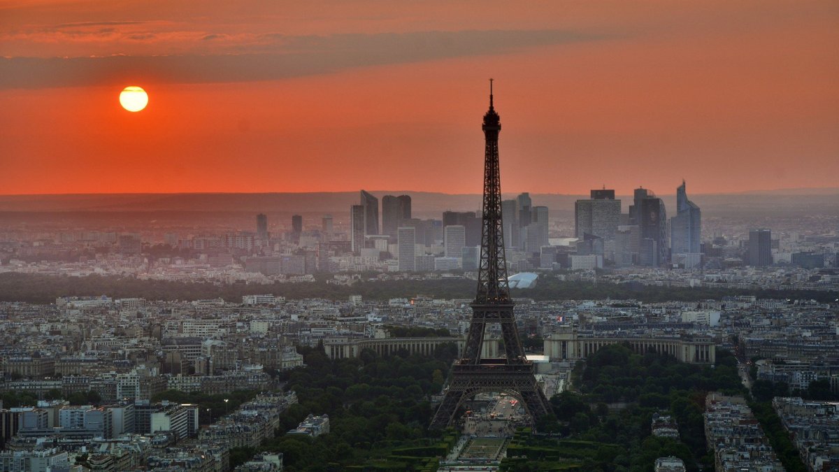 Les citadins souffriront particulièrement des canicules à cause de l'effet d'îlot de chaleur // Source : Free Photos Pixabay Les citadins souffriront particulièrement des canicules à cause de l'effet d'îlot de chaleur // Source : Free Photos Pixabay