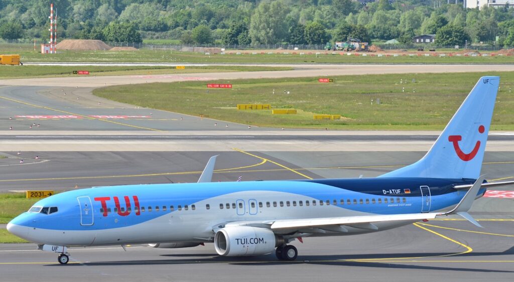 Un avion de la compagnie TUI // Source : Pixabay Un avion de la compagnie TUI // Source : Pixabay