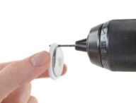 Percer un AirTag ? Pourquoi pas. // Source : iFixit