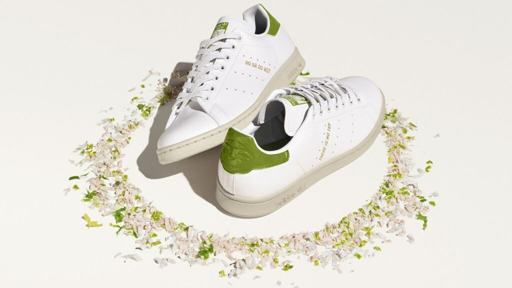 Adidas Stan Smith Star Wars // Source : Adidas Adidas Stan Smith Star Wars // Source : Adidas