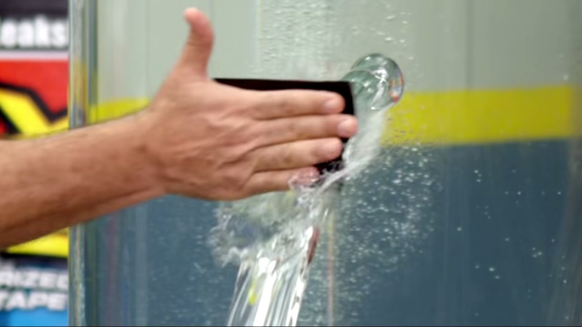Hop, fuite de donnée réparée. // Source : Flex Tape Hop, fuite de donnée réparée. // Source : Flex Tape