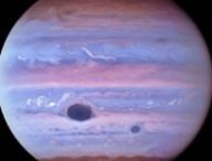 Jupiter sous la longueur d'onde ultraviolet. // Source : NASA/ESA/NOIRLab/NSF/AURA/M.H. Wong and I. de Pater (UC Berkeley) et al Jupiter sous la longueur d'onde ultraviolet. // Source : NASA/ESA/NOIRLab/NSF/AURA/M.H. Wong and I. de Pater (UC Berkeley) et al