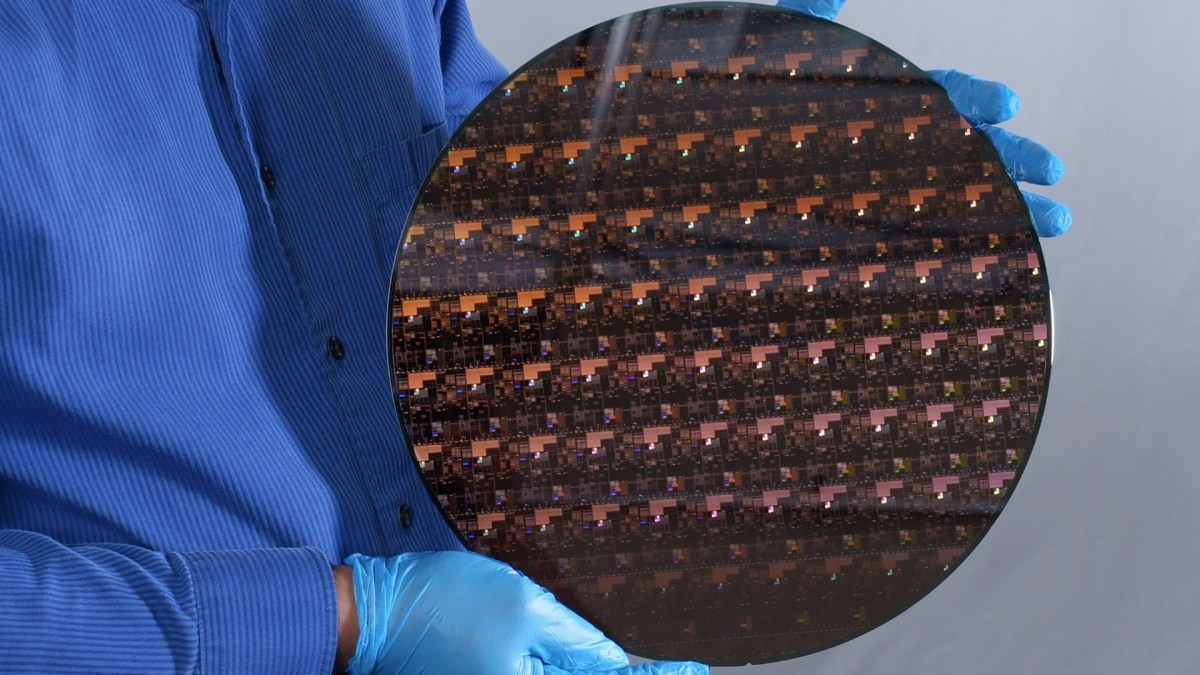 La puce puce gravée en 2 nanomètres. // Source : IBM La puce puce gravée en 2 nanomètres. // Source : IBM