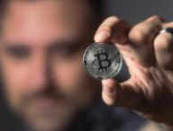 Miner du bitcoin devrait devenir plus facile suite aux restrictions prises en Chine. // Source : Crypto Crow / Pexels