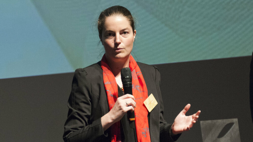 Véronique Cortier en 2015 lors de la cérémonie des prix Inria // Source : © Inria / Photo G. Scagnelli Véronique Cortier en 2015 lors de la cérémonie des prix Inria // Source : © Inria / Photo G. Scagnelli