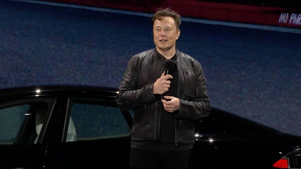 Elon Musk lors de la présentation de la Tesla Model S Plaid // Source : Capture Numerama / Youtube Tesla Elon Musk lors de la présentation de la Tesla Model S Plaid // Source : Capture Numerama / Youtube Tesla