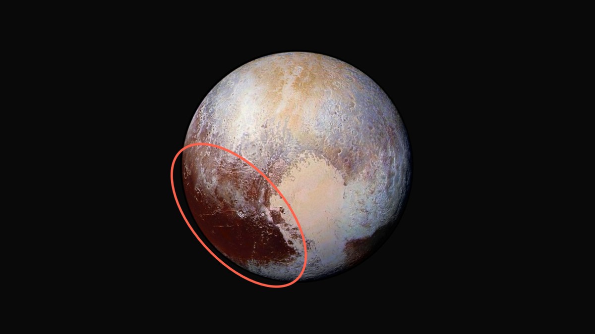 La macule Cthulhu sur Pluton. // Source : Flickr/CC/NASA/JHUAPL/SwRI (annotation Numerama) La macule Cthulhu sur Pluton. // Source : Flickr/CC/NASA/JHUAPL/SwRI (annotation Numerama)