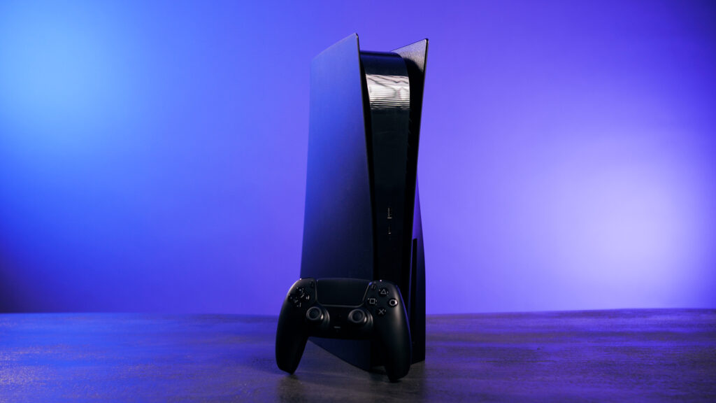 PS5 noire // Source : Louise Audry pour Numerama PS5 noire // Source : Louise Audry pour Numerama