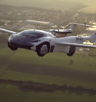 La voiture volante de Klein Vision en plein vol // Source : Klein Vision