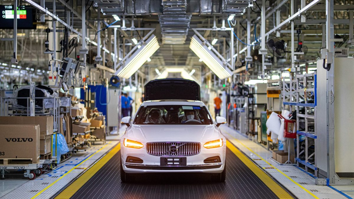 Volvo commence à acheter de l'acier décarboné pour produire ses voitures. // Source : Volvo Volvo commence à acheter de l'acier décarboné pour produire ses voitures. // Source : Volvo