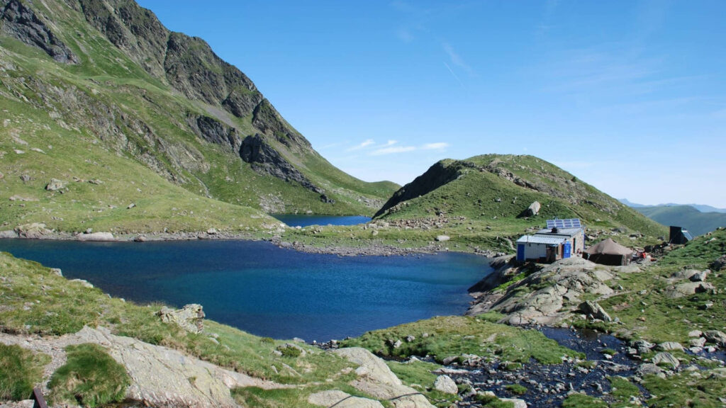Les Pyrénées, en France // Source : Julie Girard / Unsplash Les Pyrénées, en France // Source : Julie Girard / Unsplash