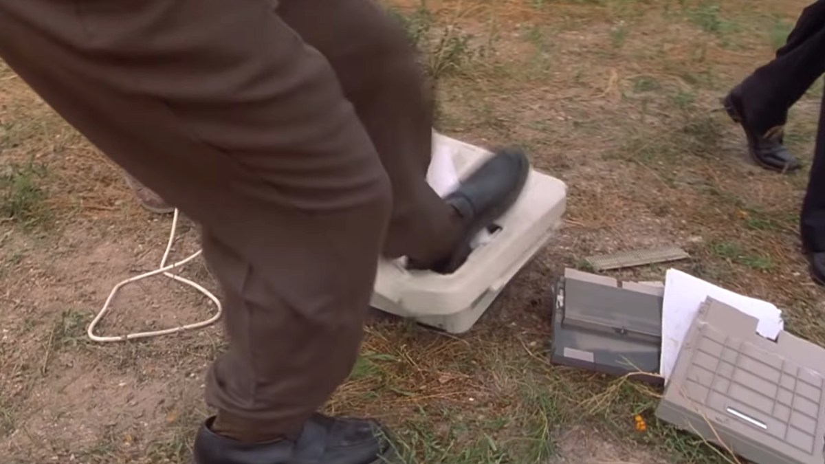 PrintNightmare, le cauchemar des imprimantes. // Source : Office Space (1999) PrintNightmare, le cauchemar des imprimantes. // Source : Office Space (1999)