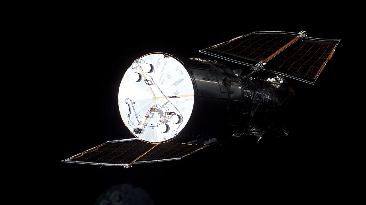 Télescope spatial Hubble. // Source : Flickr/CC/Nasa Hubble Space Telescope (photo recadrée) Télescope spatial Hubble. // Source : Flickr/CC/Nasa Hubble Space Telescope (photo recadrée)